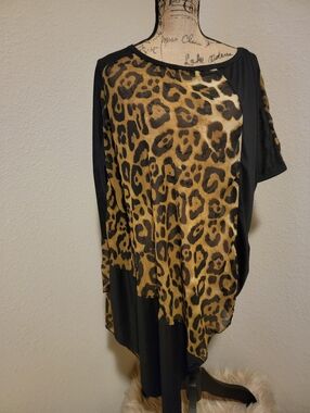 (NEW) Leopard Print Dolman Tunic Top - Black and Brown